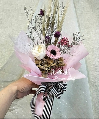 前程萬里 畢業季花禮 乾燥花束 台南花店推薦